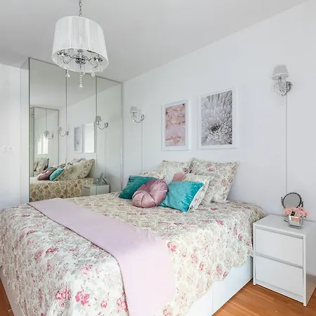 Superapart Towarowa 35 - Komfort I Elegancja Warszawa